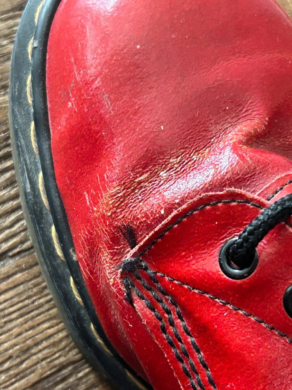 Vintage Dr. Martens 1914 Made In England Red 14-Eye Boots Size UK7/USW9 - Picture 12 of 15
